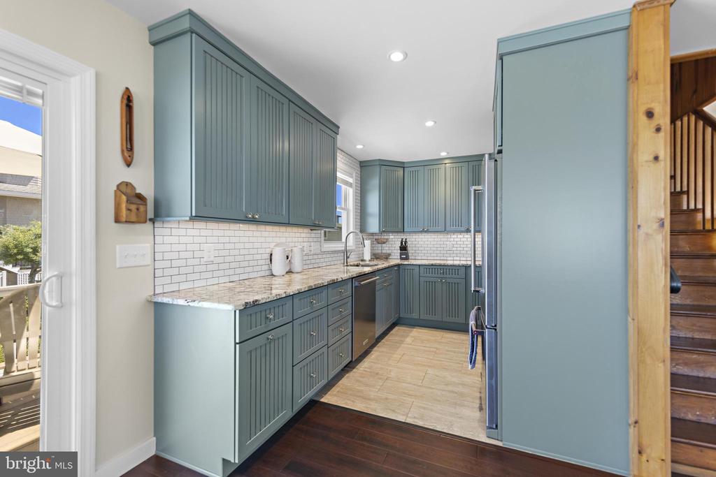 16 STARBOARD ROAD
