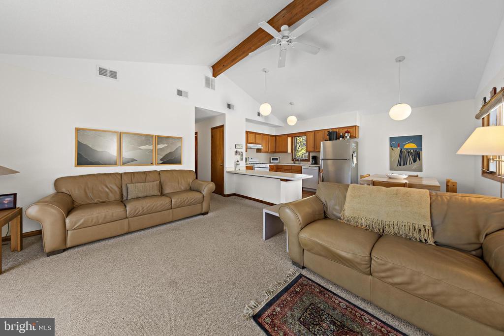 6 W CULVER AVENUE