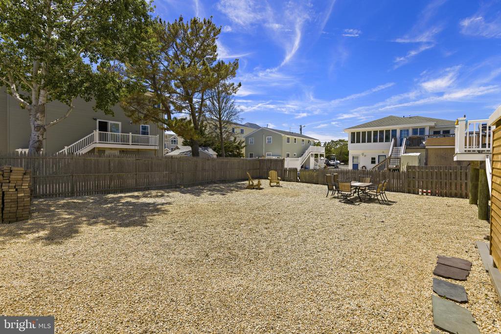 340 KENTFORD AVENUE