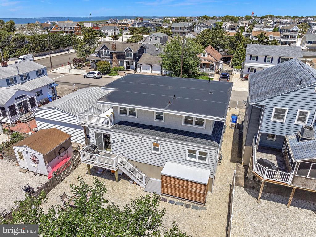340 KENTFORD AVENUE