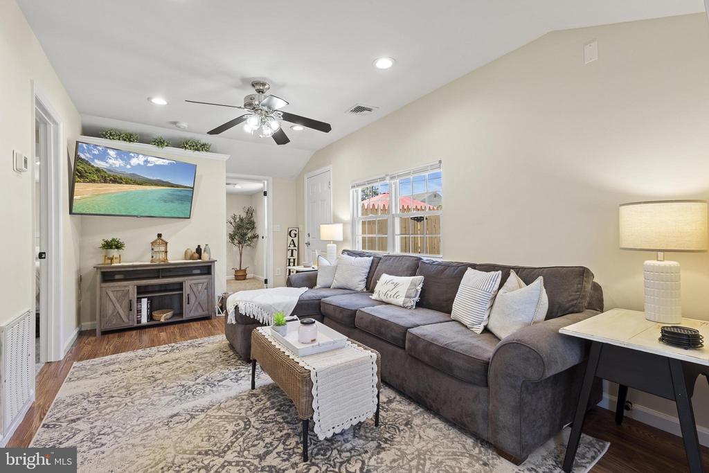 701 BUENA VISTA ROAD