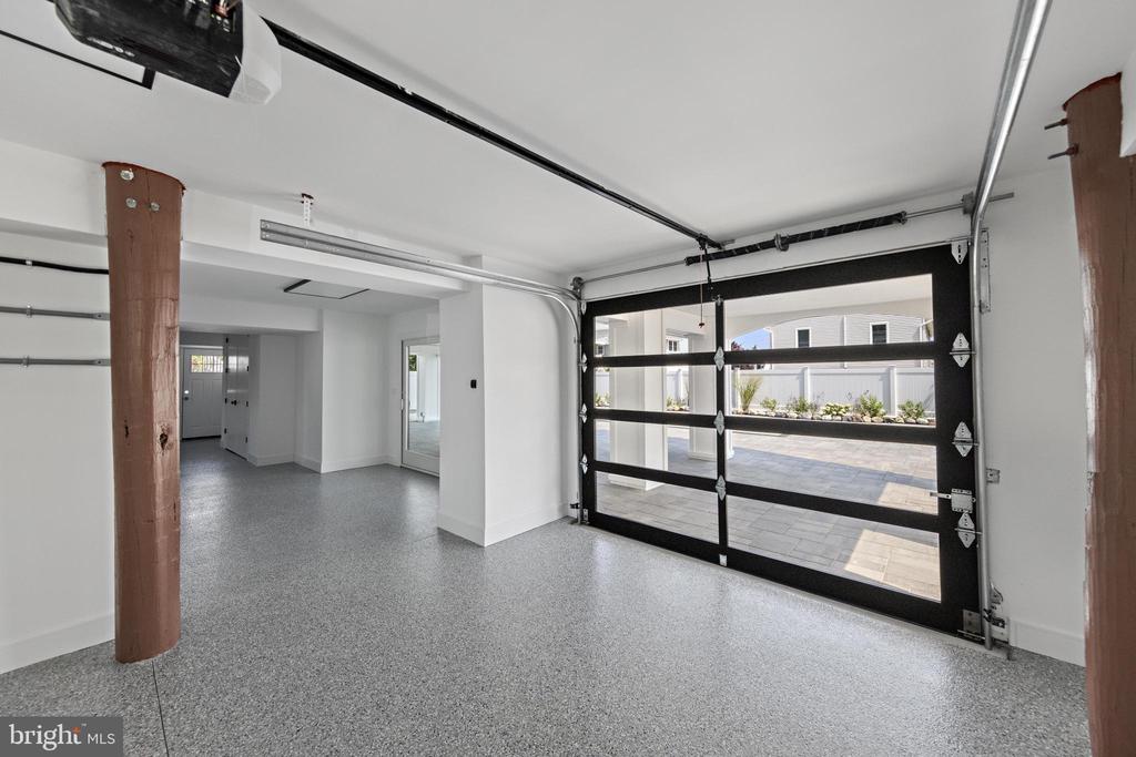 309 W 16TH STREET