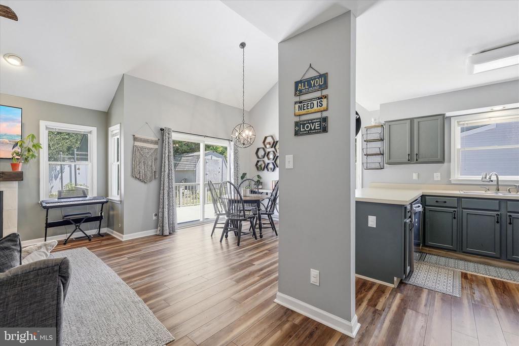 515 CORAL LANE