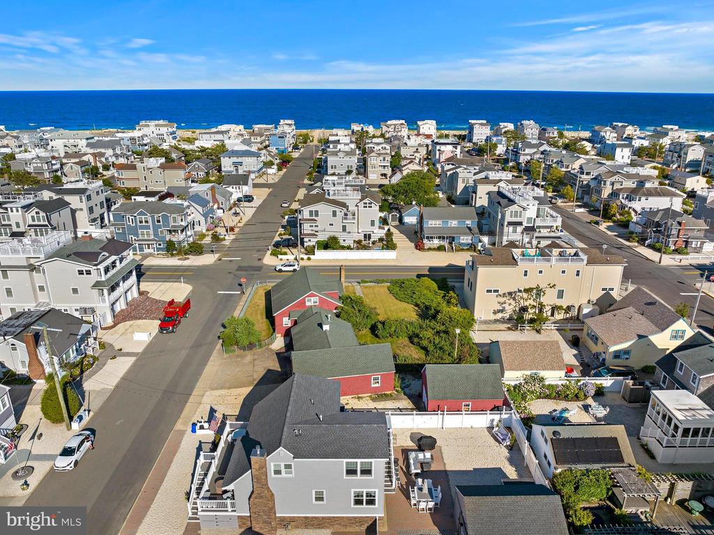 20 E SOUTH 33RD STREET