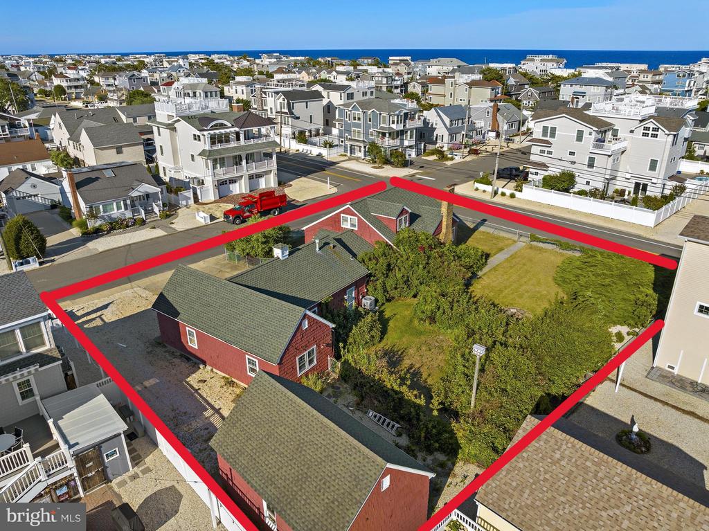 20 E SOUTH 33RD STREET
