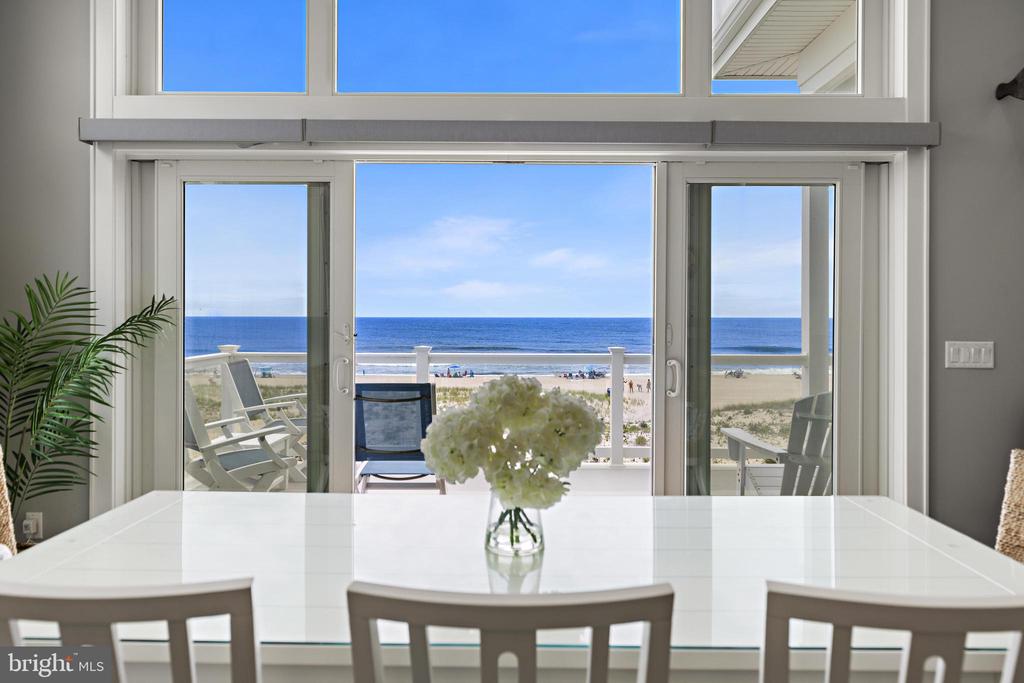 128 E SAND DUNE LANE