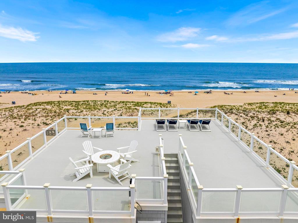 128 E SAND DUNE LANE