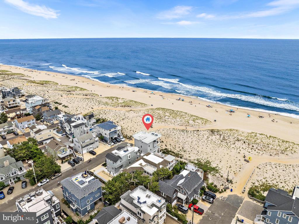 128 E SAND DUNE LANE