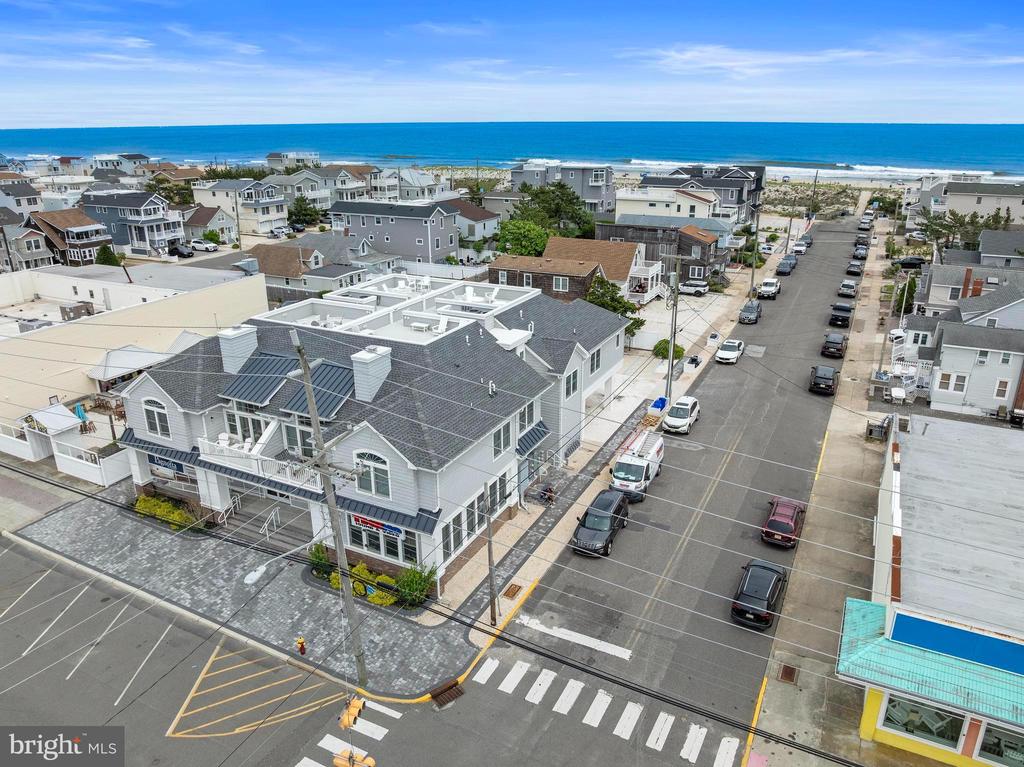 2020 LONG BEACH BLVD Unit: 2-C (SW)