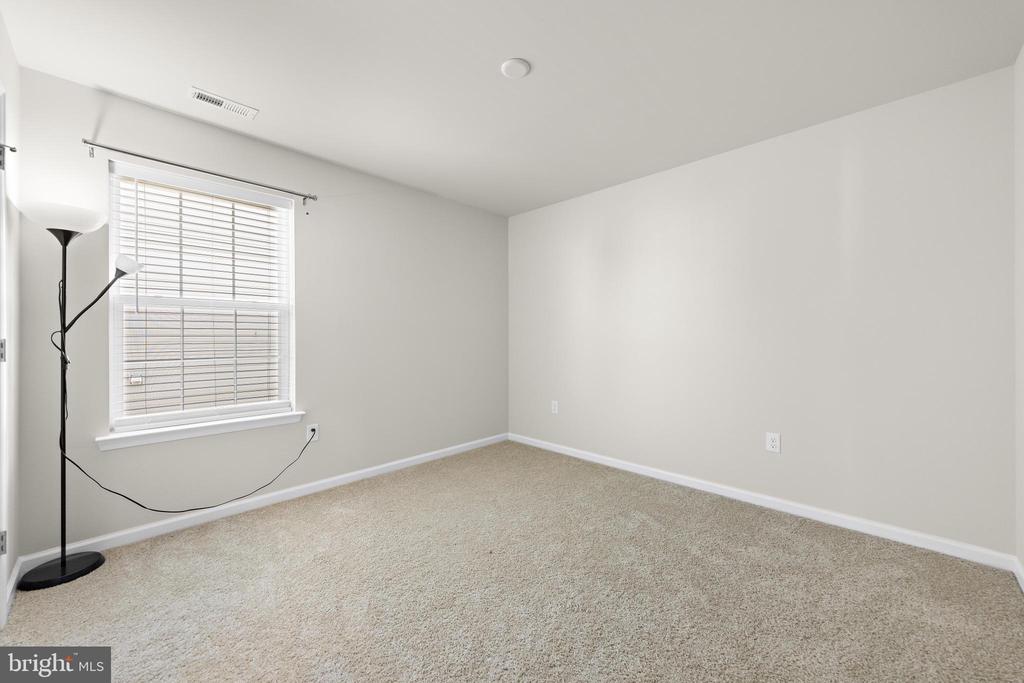 22 CORLISS WAY