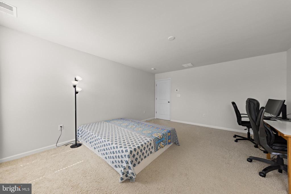 22 CORLISS WAY