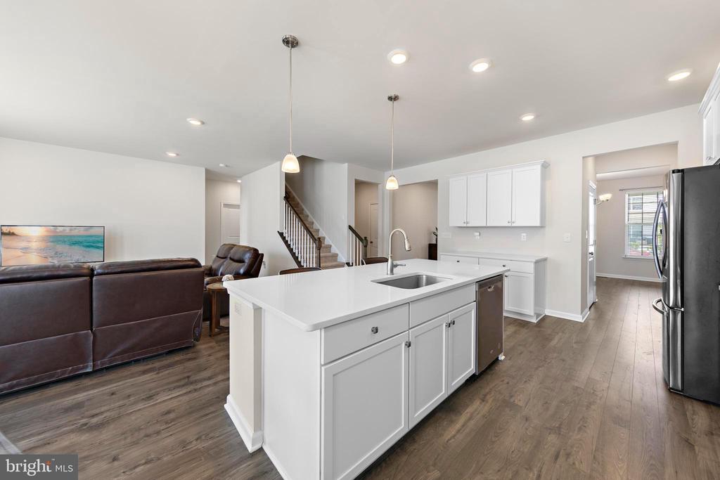 22 CORLISS WAY