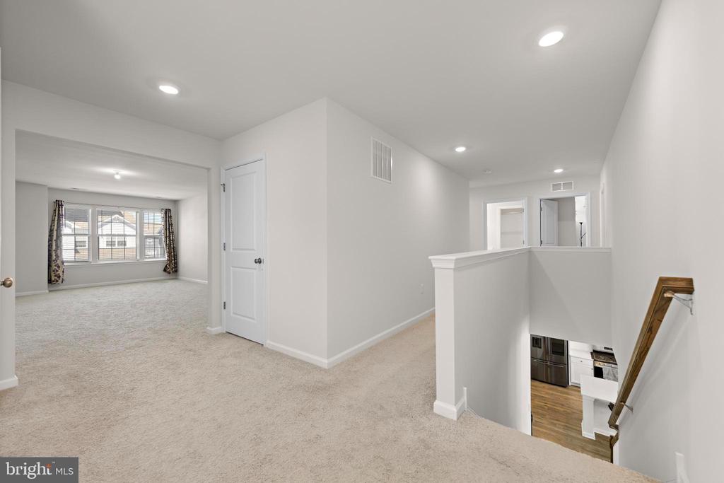 22 CORLISS WAY