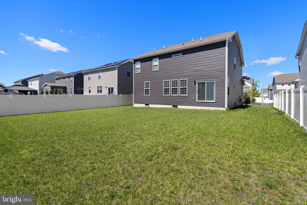 22 CORLISS WAY
