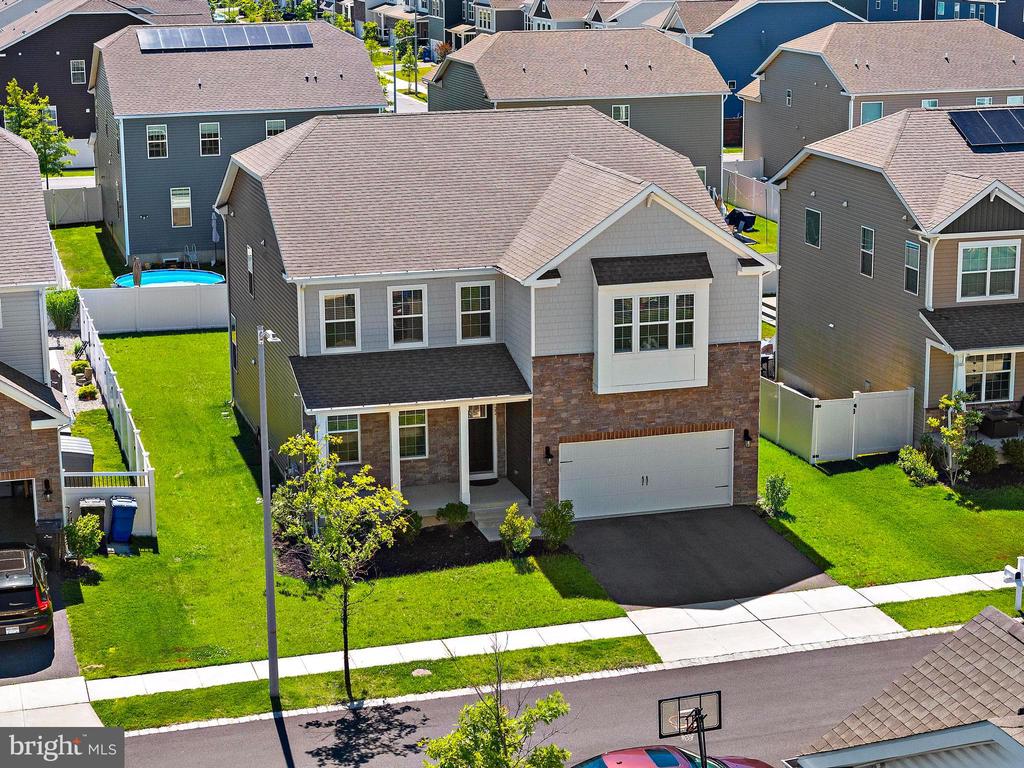22 CORLISS WAY