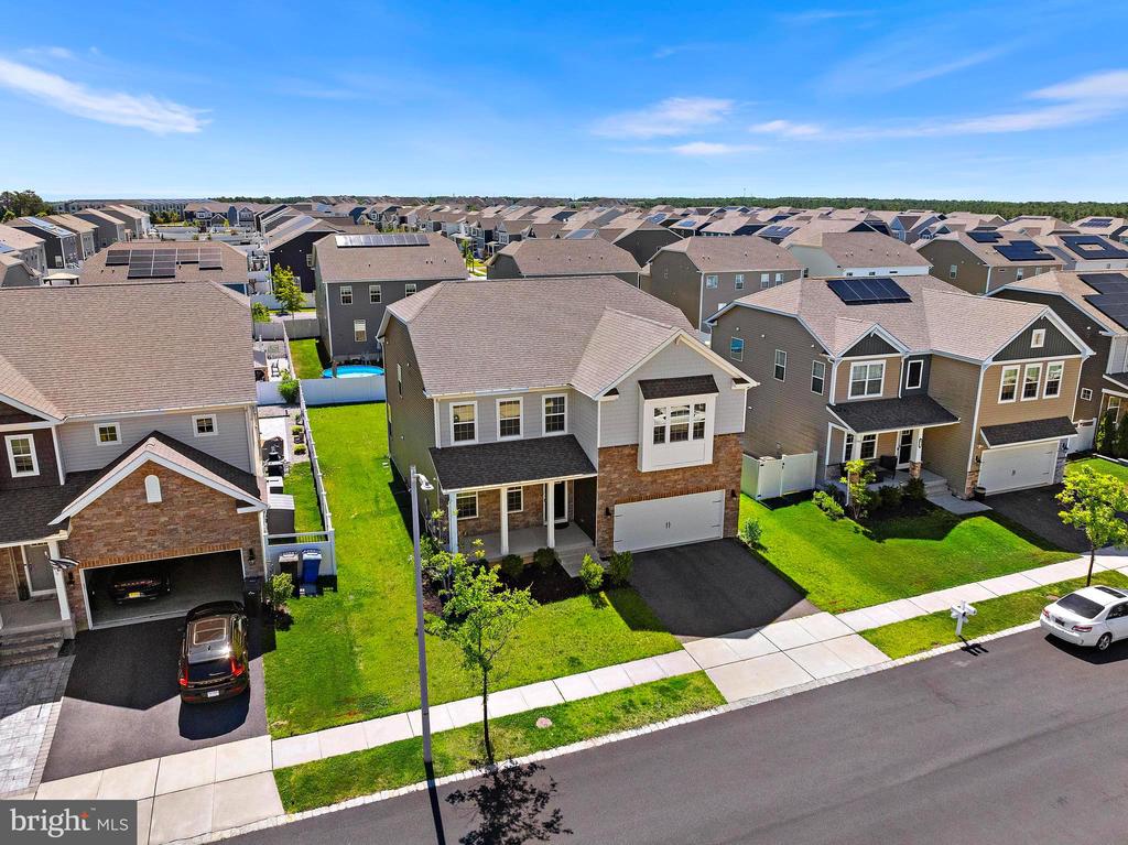 22 CORLISS WAY