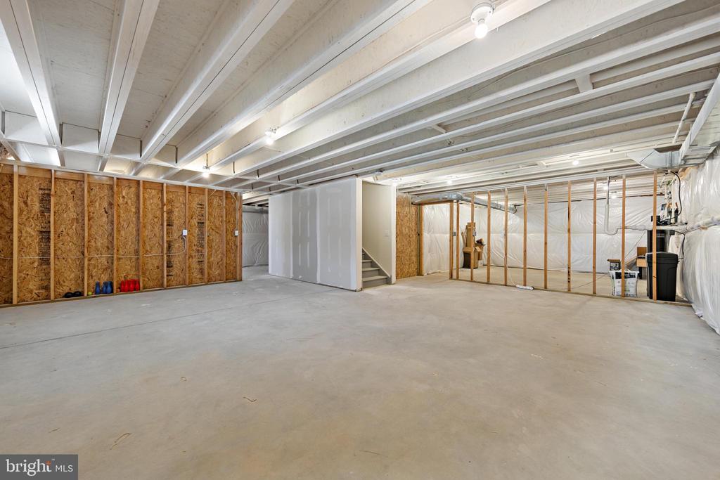 22 CORLISS WAY