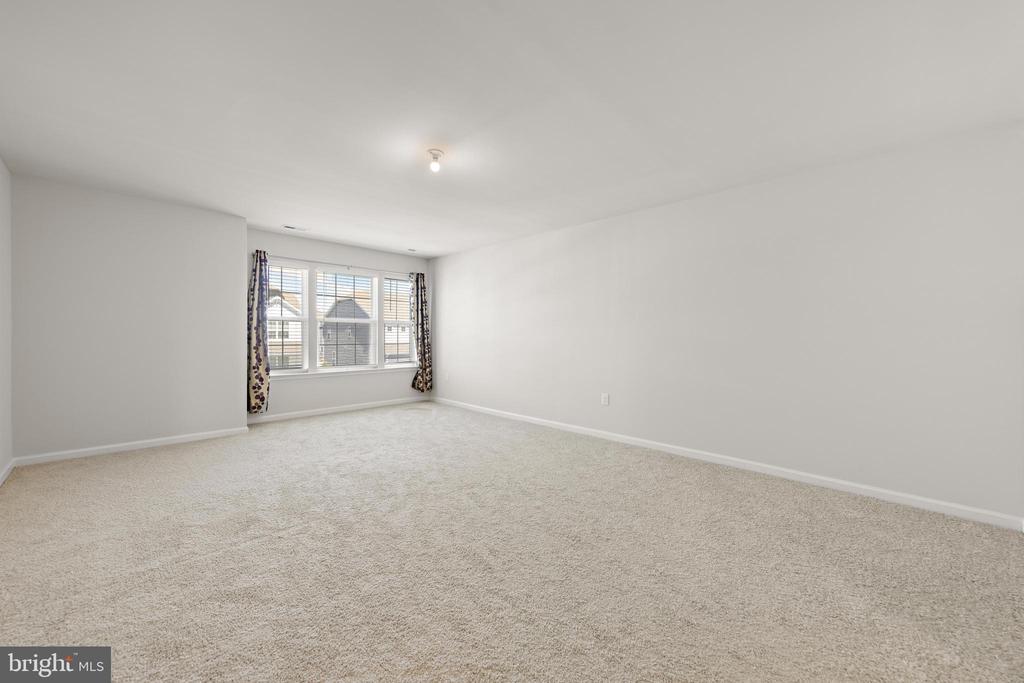 22 CORLISS WAY