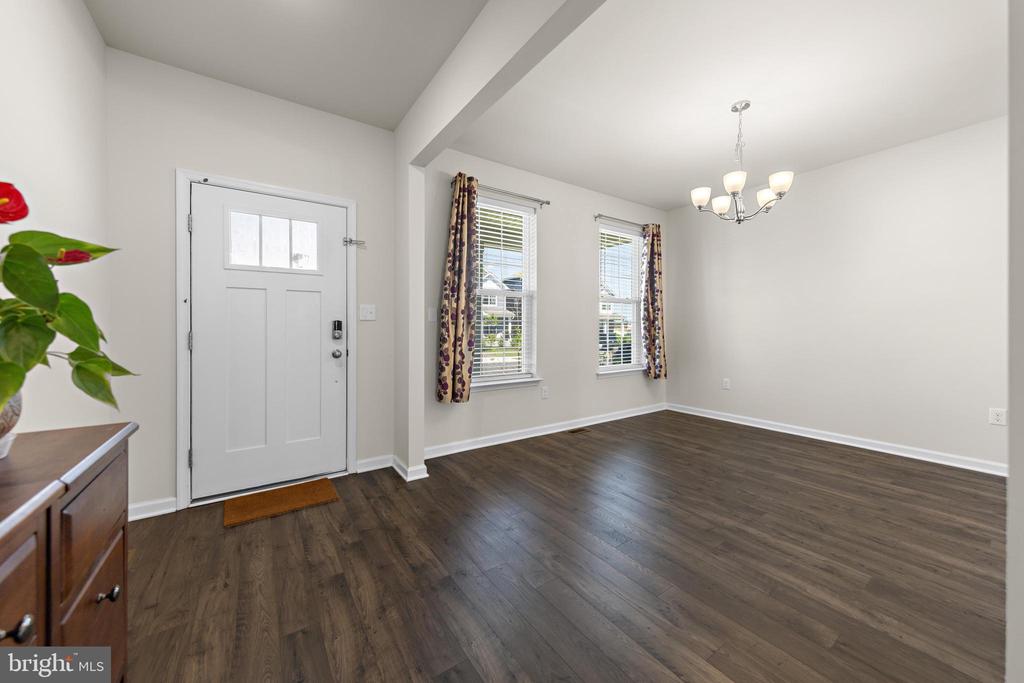 22 CORLISS WAY