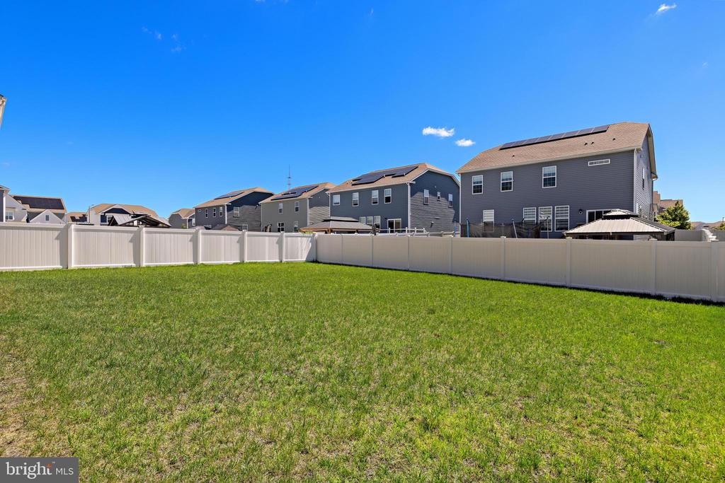 22 CORLISS WAY