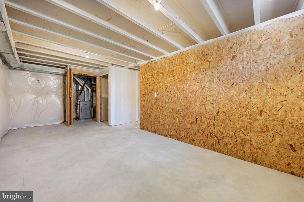 22 CORLISS WAY