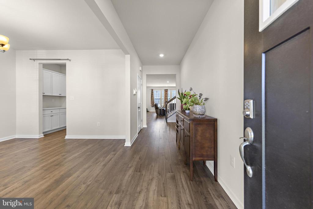 22 CORLISS WAY