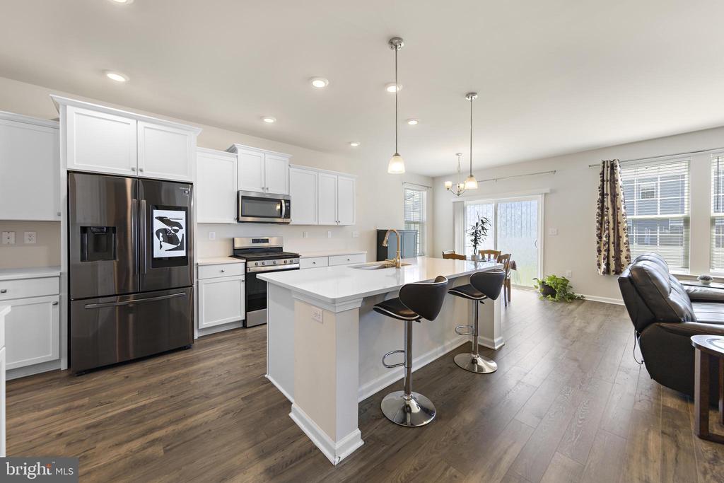 22 CORLISS WAY