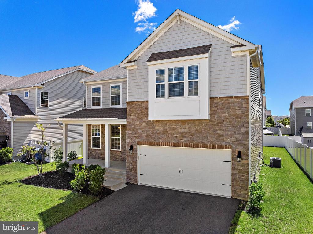 22 CORLISS WAY