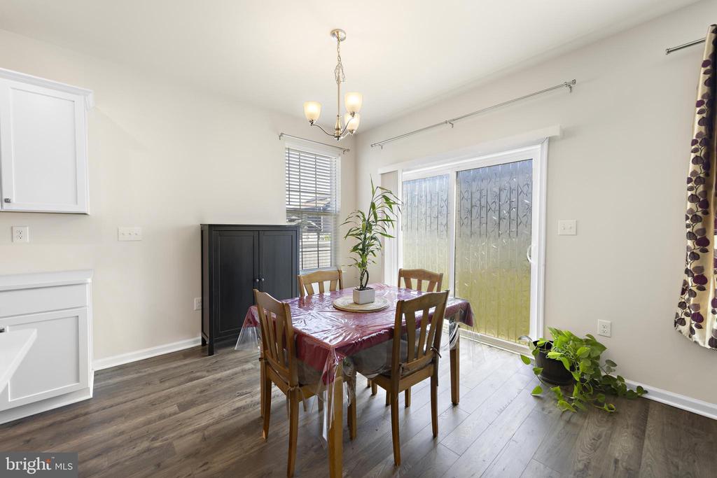 22 CORLISS WAY