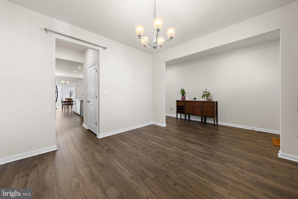 22 CORLISS WAY