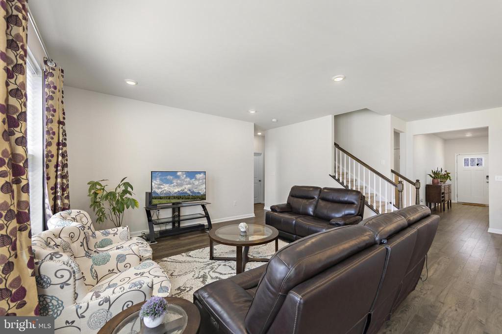 22 CORLISS WAY