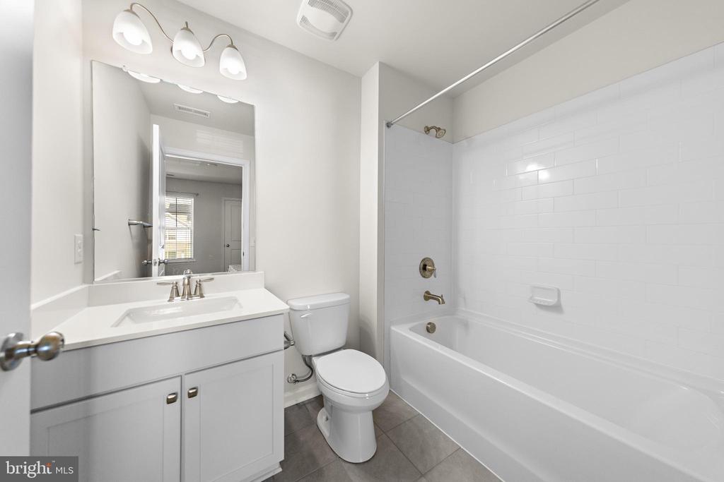 22 CORLISS WAY
