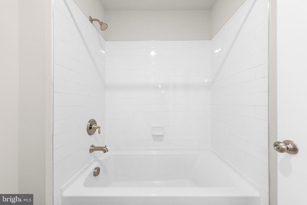 22 CORLISS WAY