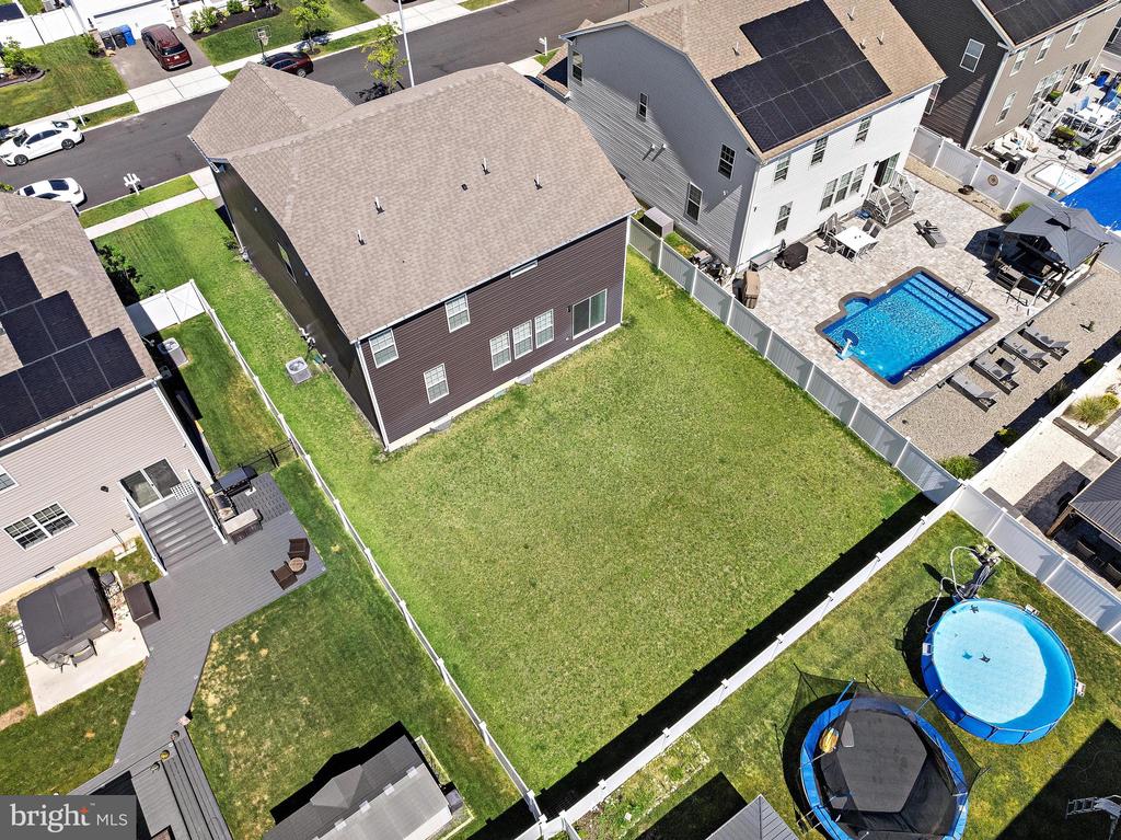 22 CORLISS WAY