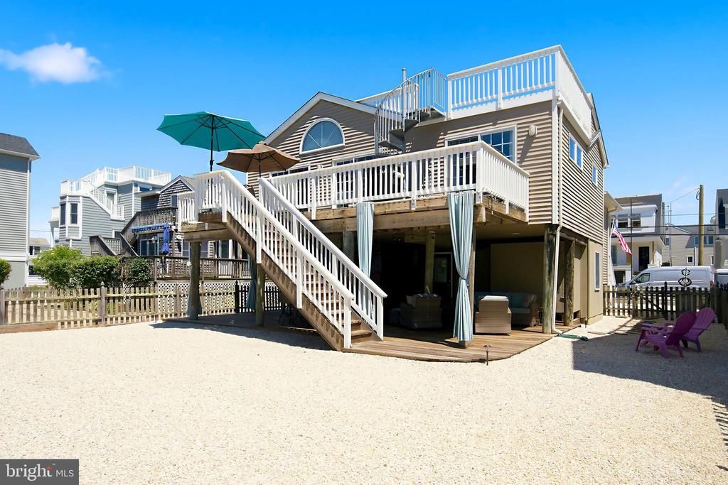 1608 WAVERLY