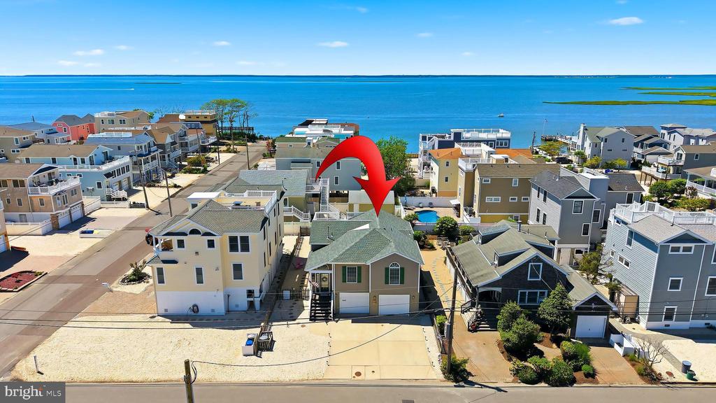 1608 WAVERLY