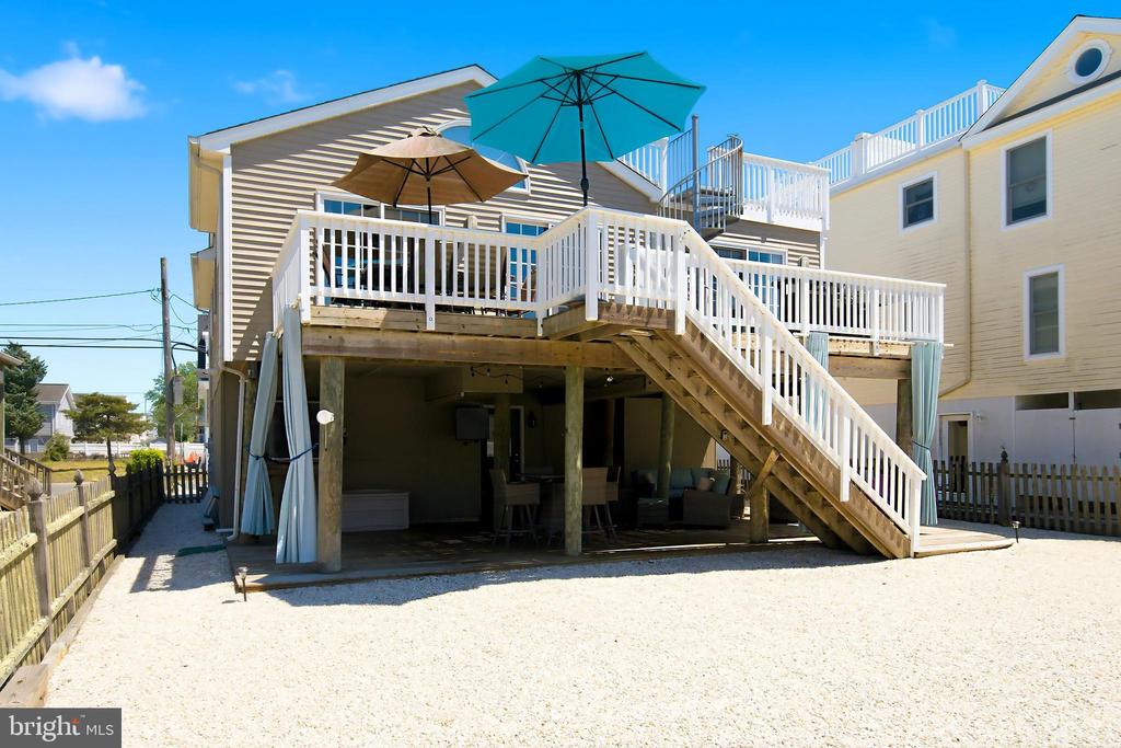 1608 WAVERLY
