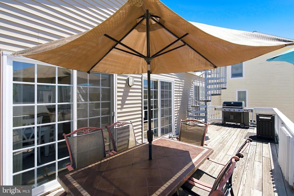 1608 WAVERLY