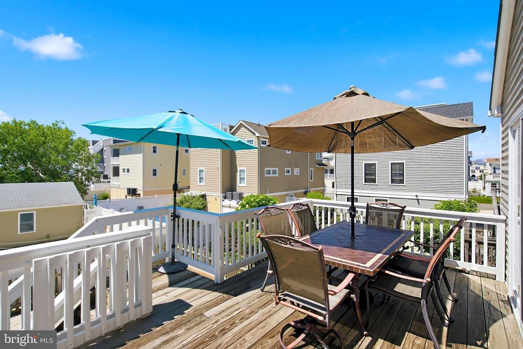 1608 WAVERLY