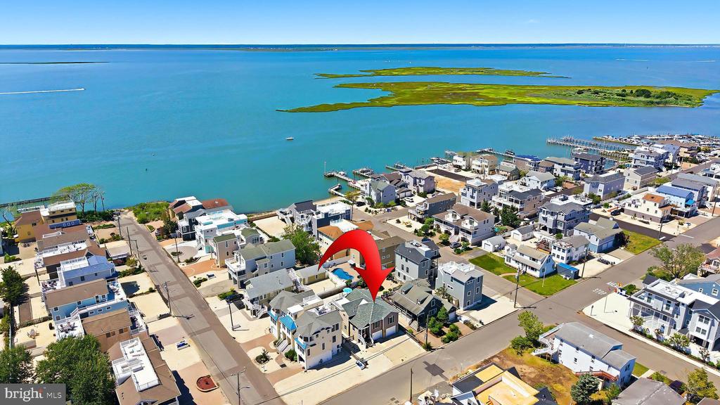 1608 WAVERLY
