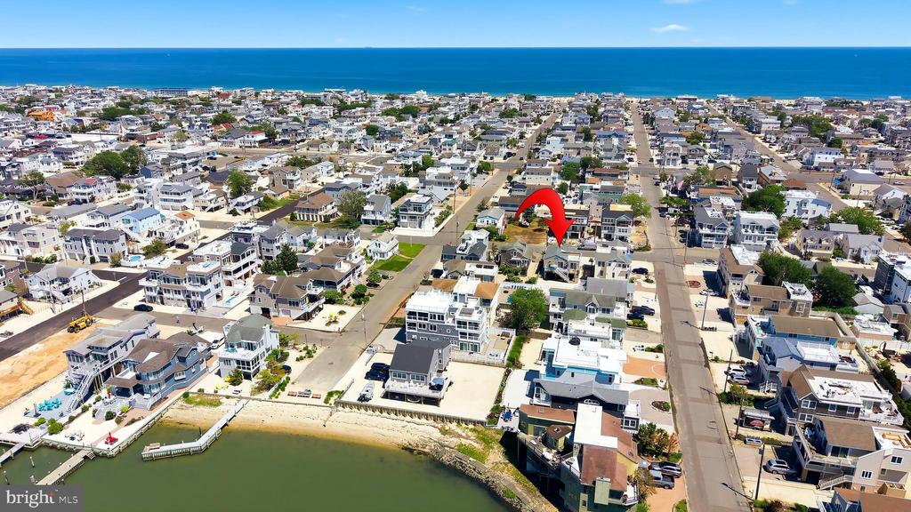 1608 WAVERLY