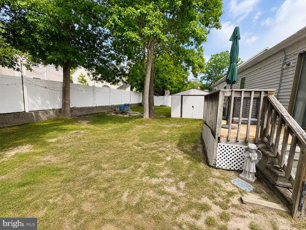 1553 BREAKERS DRIVE