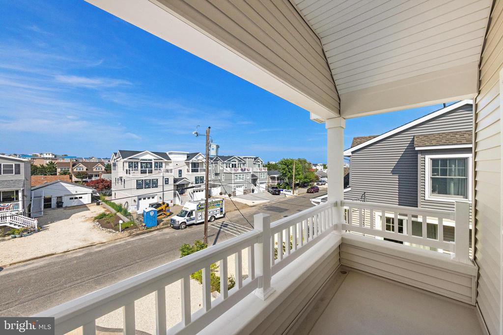 354 W 11TH STREET