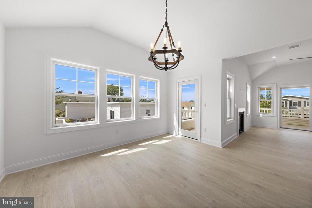 354 W 11TH STREET
