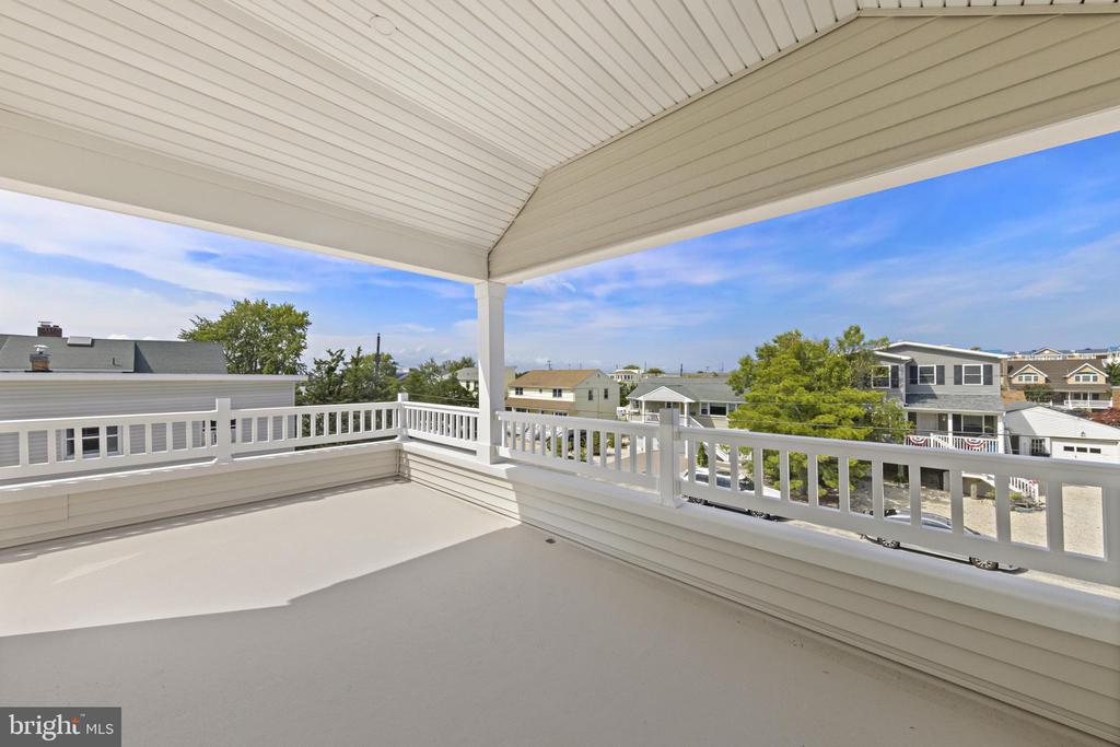 354 W 11TH STREET
