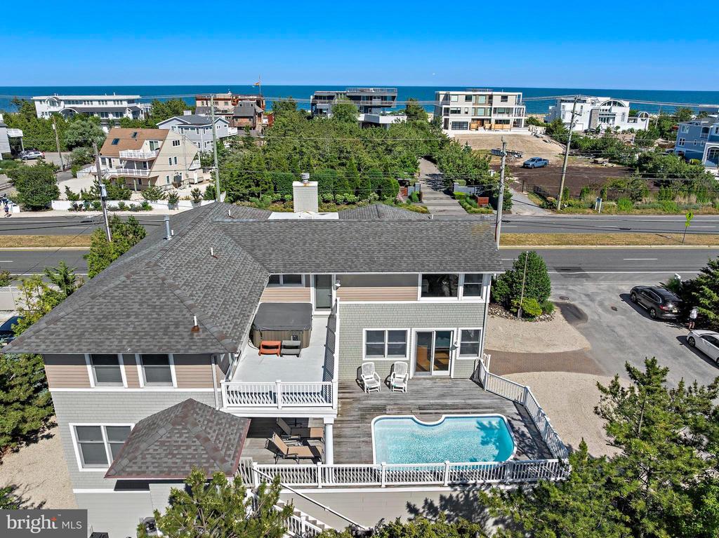 10-A LONG BEACH BOULEVARD