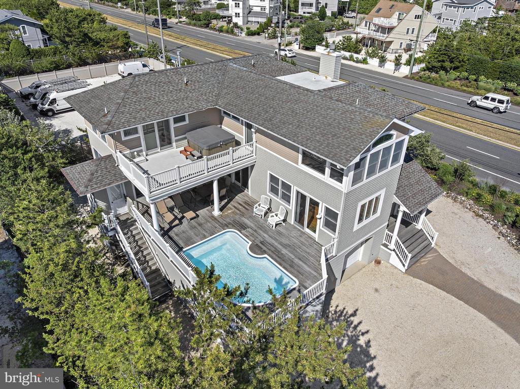 10-A LONG BEACH BOULEVARD