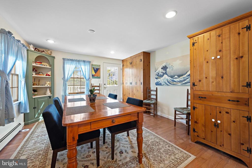 121 W SELFRIDGE AVENUE