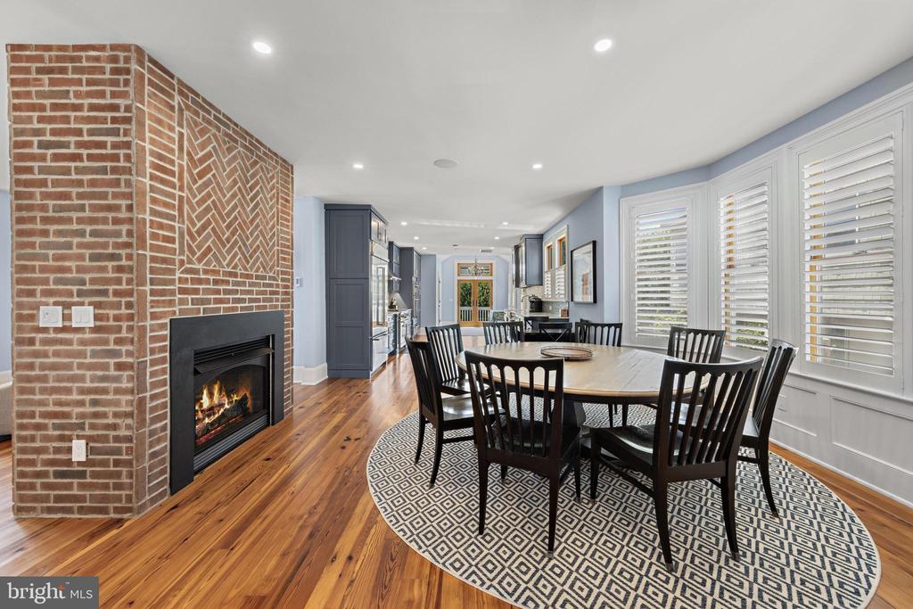 204 SECOND STREET