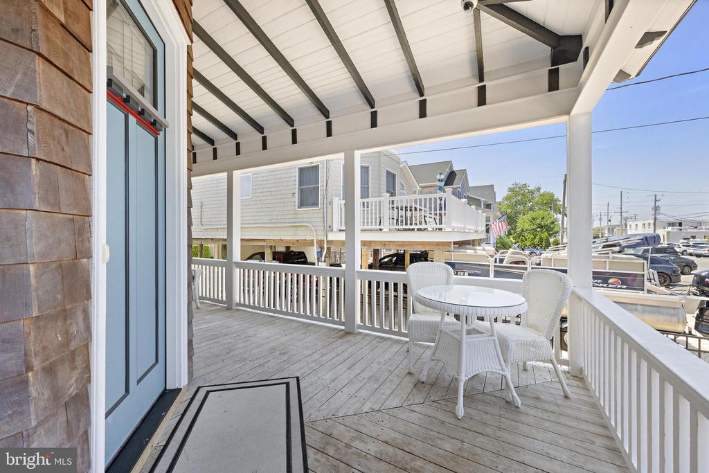 204 SECOND STREET
